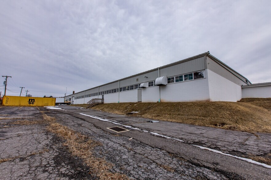 More Photos Of 899 Maple St, Lock Haven Manufacturing For Lease