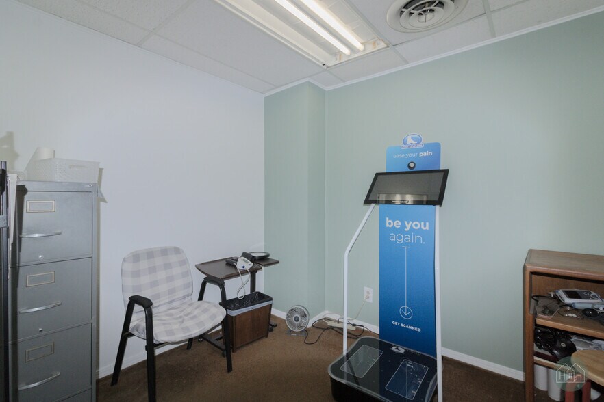 More Photos Of 3720 Wilbarger St, Vernon Flex For Sale