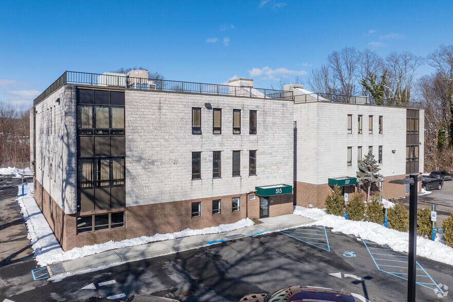 Primary Photo Of 515 Route 111, Hauppauge Medical For Lease