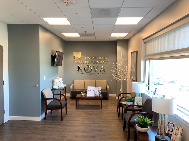 More Photos Of 24430 Stone Springs Blvd, Dulles Town Center Medical For Lease