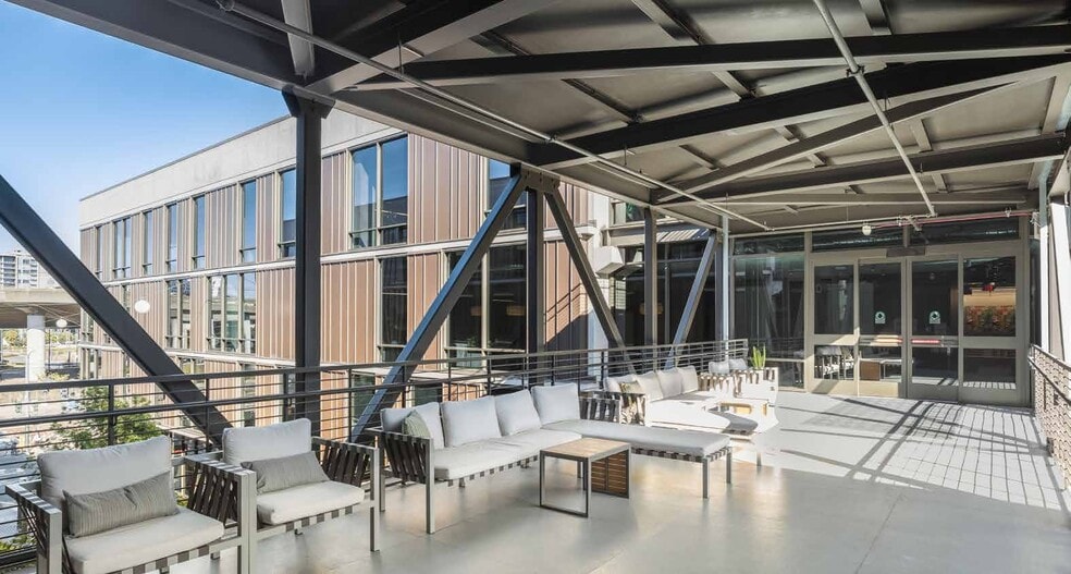 More Photos Of 100 Hooper St, San Francisco Unknown For Lease