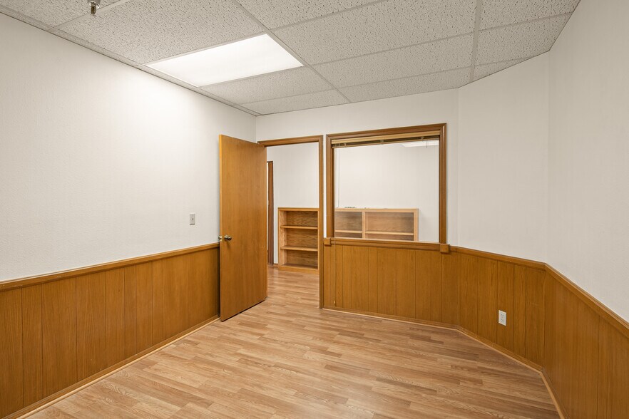 More Photos Of 2155 W State Route 89A, Sedona Office For Sale