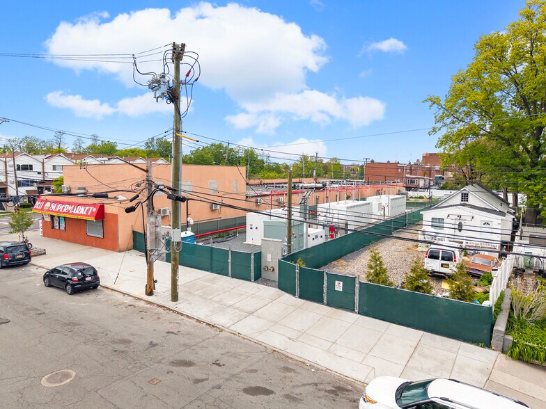 More Photos Of 1927 Gildersleeve Ave, Bronx Land For Sale