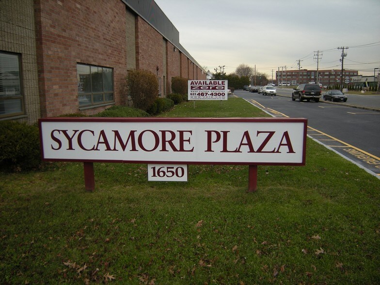 More Photos Of 1650 Sycamore Ave, Bohemia Office For Lease