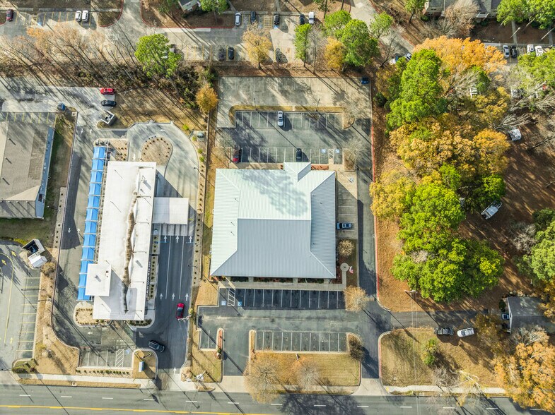 More Photos Of 3608 E Kiehl Ave, Sherwood Office For Sale