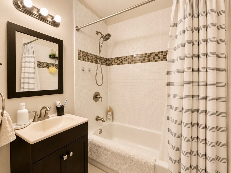 More Photos Of 825 N Charles St, Baltimore Apartments For Sale
