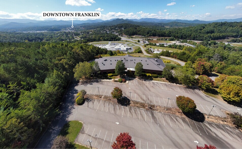More Photos Of 14 One Center Ct, Franklin Medical For Sale