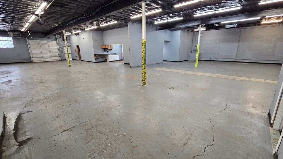 More Photos Of 5010-5030 Acoma St, Denver Warehouse For Lease