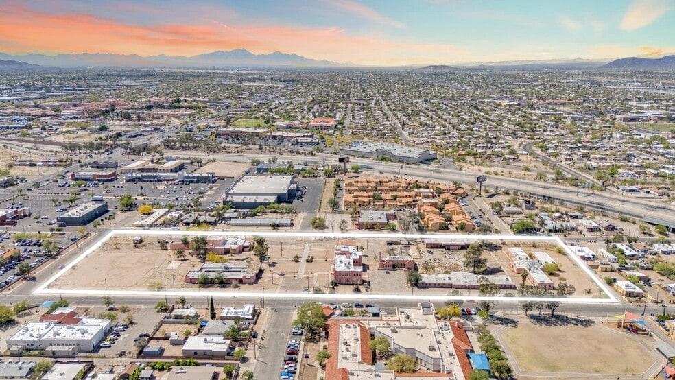 More Photos Of 2700 S 8th Ave, Tucson Specialty For Sale