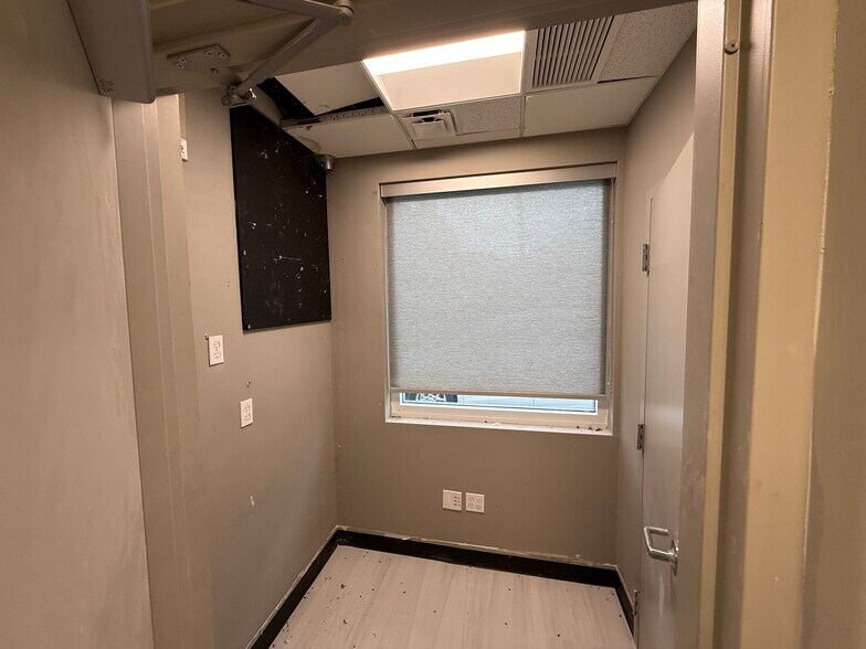 More Photos Of 1750 N Federal Hwy, Pompano Beach Office For Lease