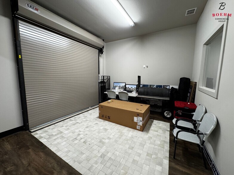 More Photos Of 12 Truss Dr, Boerne Freestanding For Lease