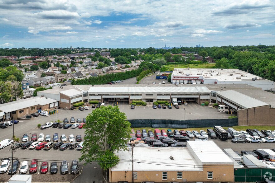 More Photos Of 1 Madison St, East Rutherford Manufacturing For Lease