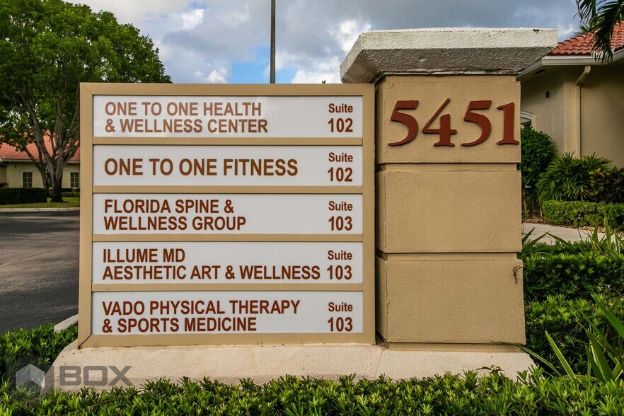 More Photos Of 5451 N University Dr, Coral Springs Office For Sale