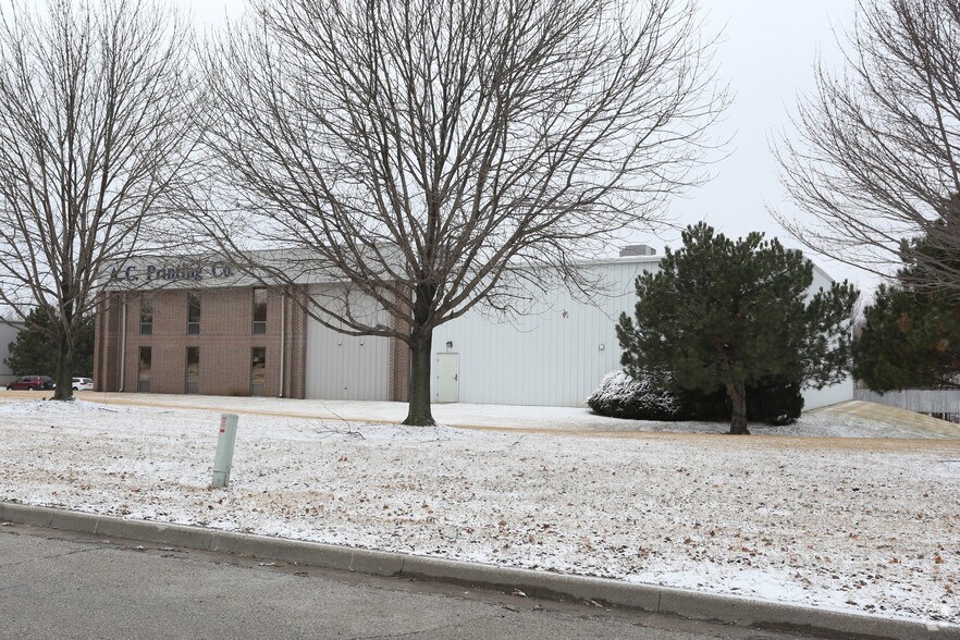 More Photos Of 1475 N Winchester St, Olathe Manufacturing For Lease