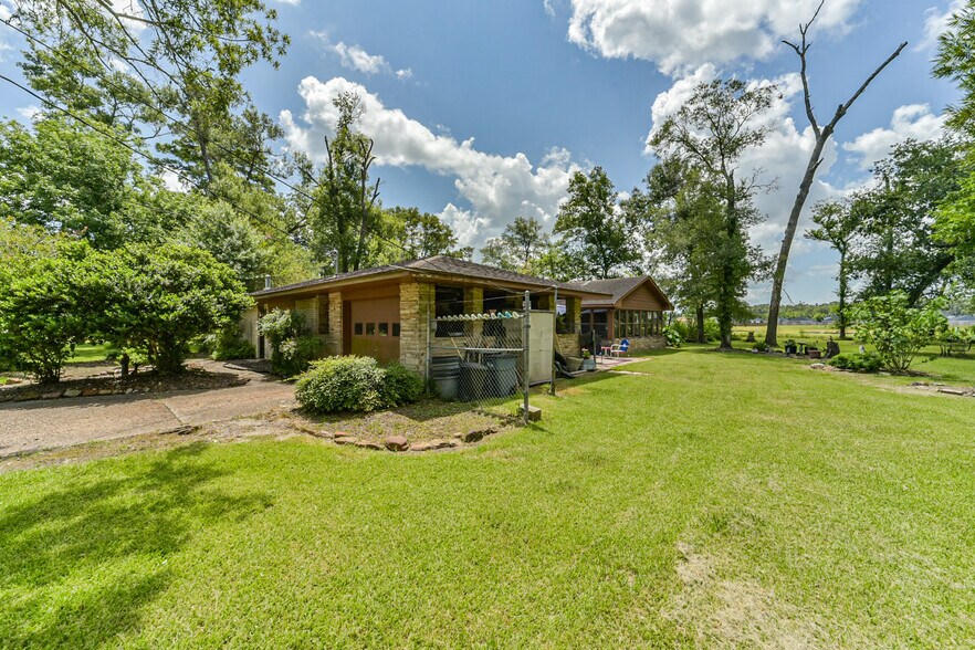 More Photos Of 18519 FM 2100 Rd, Crosby Specialty For Sale