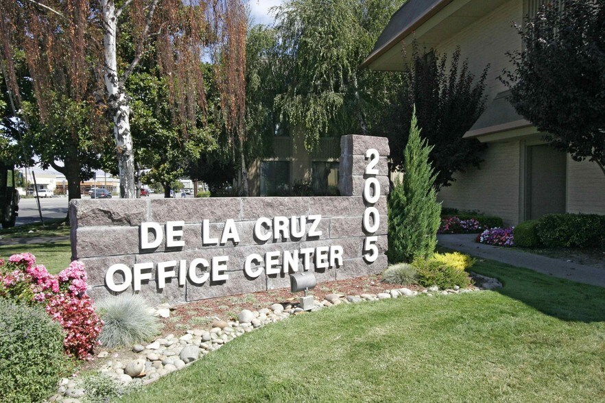 More Photos Of 2005 De la Cruz Blvd, Santa Clara Office For Lease