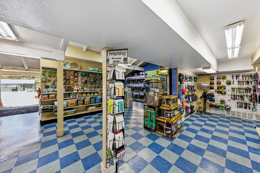 More Photos Of 2205 Lake Tahoe Blvd, South Lake Tahoe Storefront Retail Office For Sale