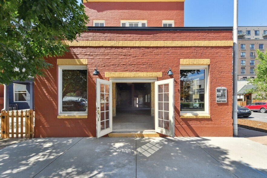 More Photos Of 2563 Glenarm Pl, Denver Office For Sale
