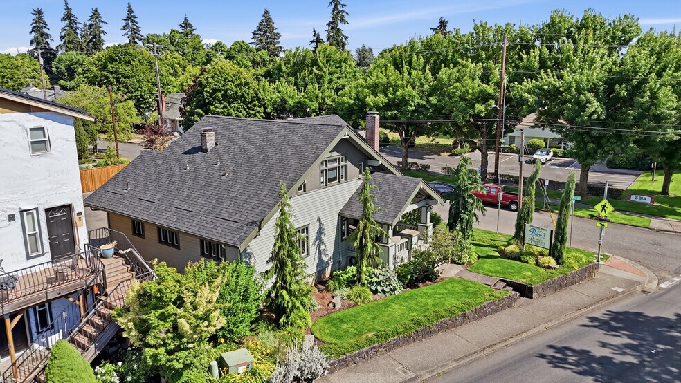 More Photos Of 2901 Main St, Vancouver Office For Sale