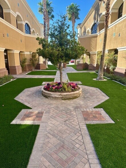 More Photos Of 8020 W Sahara Ave, Las Vegas Unknown For Lease