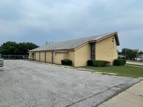 More Photos Of 2108 McKinley Ave, Fort Worth Religious Facility For Sale