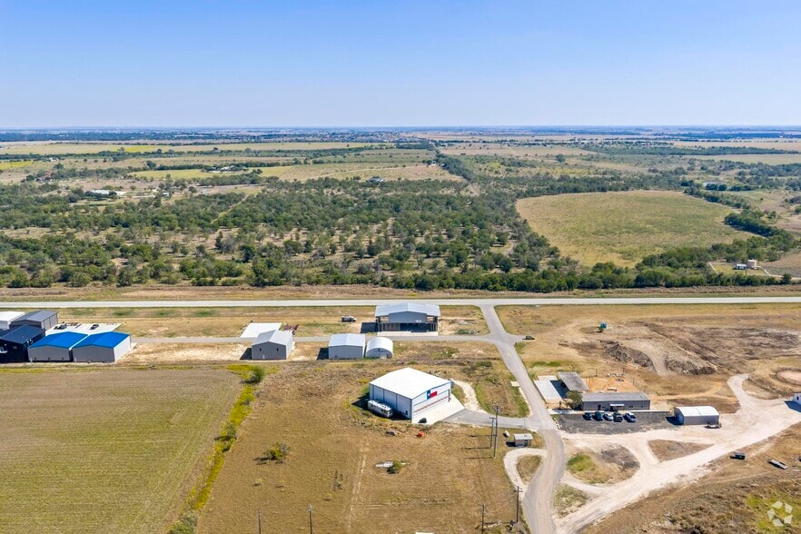 More Photos Of 15850 Salado Airport Rd, Salado Industrial For Sale