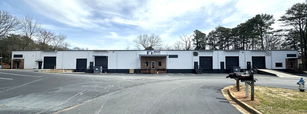 Primary Photo Of 1761 McCoba Dr SE, Smyrna Warehouse For Lease