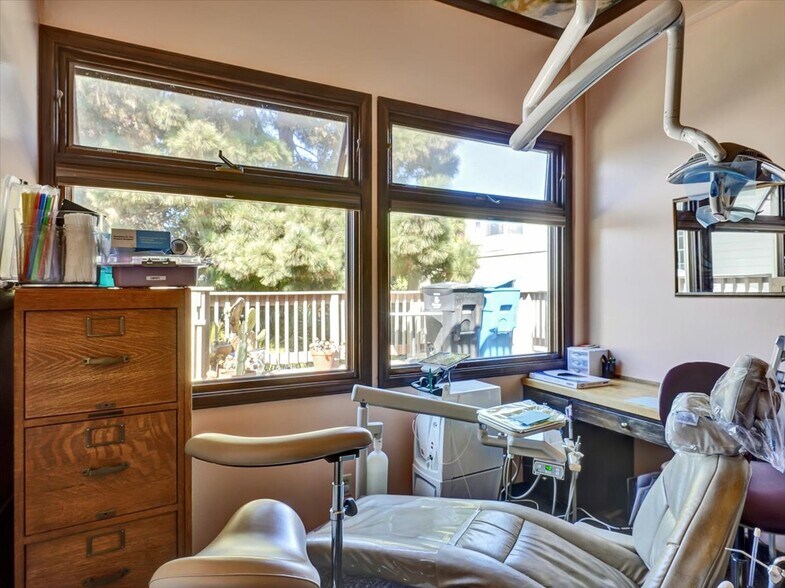 More Photos Of 2250 Union St, San Francisco Storefront Retail Office For Sale