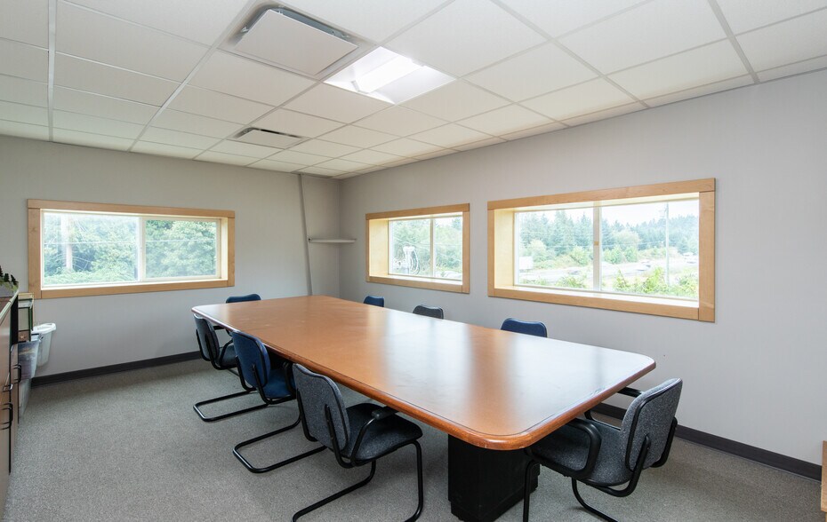 More Photos Of 7431 Industrial Rd, Lantzville Warehouse For Sale