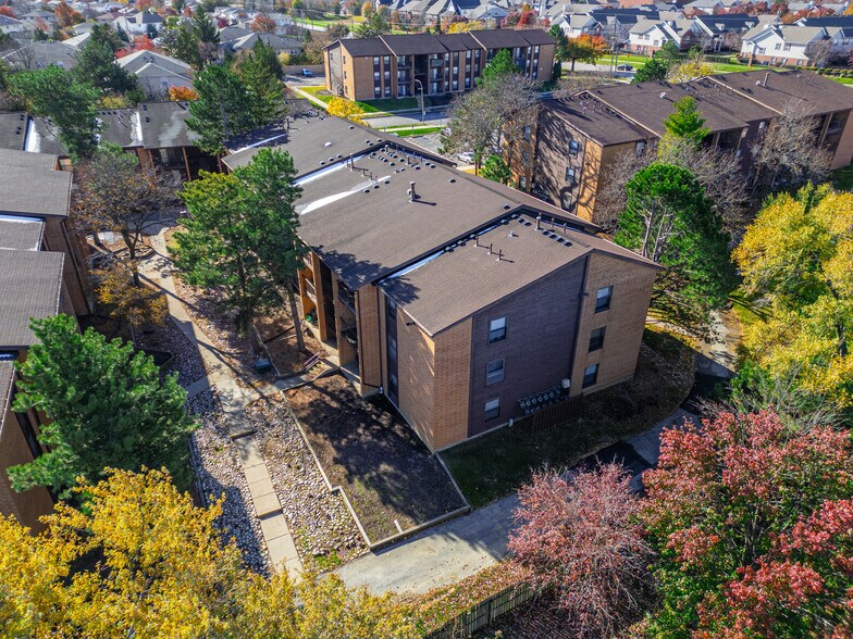 More Photos Of 9200-9330 Hunter Dr, Orland Hills Apartments For Sale