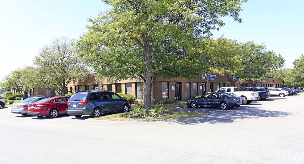 Primary Photo Of 4255 Westbrook Dr, Aurora Medical For Lease