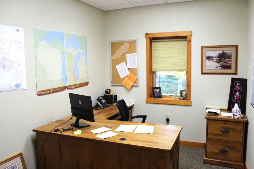 More Photos Of 9559 Bolger Lake Rd, Minocqua Office For Sale
