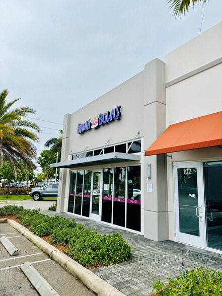 More Photos Of 9600-9630 Stirling Rd, Hollywood General Retail For Sale