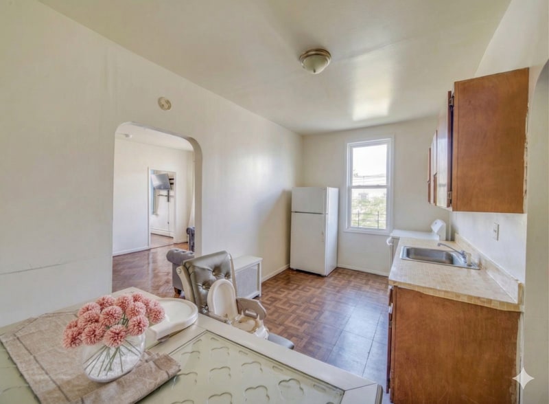 More Photos Of 9530 Avenue L, Brooklyn Storefront Retail Residential For Sale