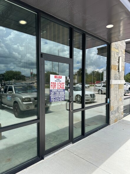 More Photos Of 23950 Franz Rd, Katy General Retail For Lease