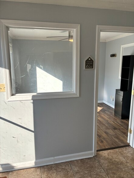 More Photos Of 737 Main St, Stone Mountain Office For Lease