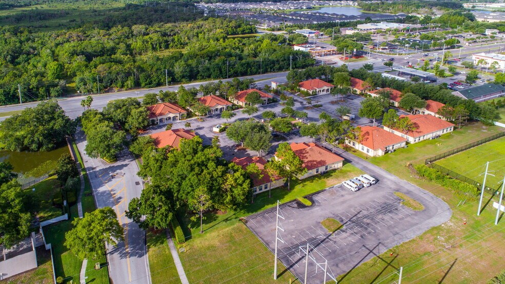 More Photos Of 11904-11906 Boyette Rd, Riverview Medical For Lease