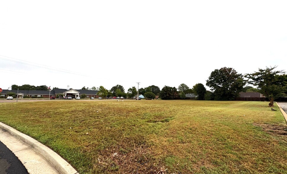 More Photos Of 78 Clarington Cove, Southaven Land For Sale