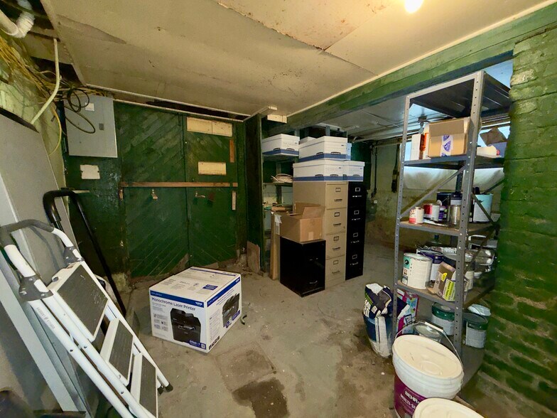 More Photos Of 514 Coleman Ave, Johnstown Office Residential For Sale
