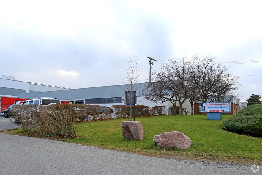 Primary Photo Of 269 Trillium Dr, Kitchener Warehouse For Lease