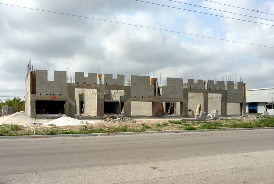 More Photos Of 12300 SW 130th St, Miami Warehouse For Lease