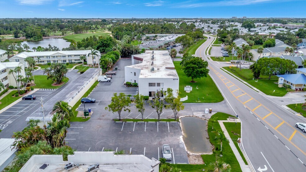 More Photos Of 6719 Winkler Rd, Fort Myers Office For Lease