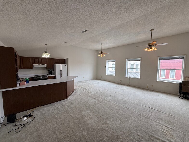 More Photos Of 112 E Wade St, Wadesboro Office For Sale