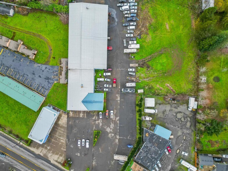 More Photos Of 555 N Pacific Hwy, Woodburn Auto Repair For Sale