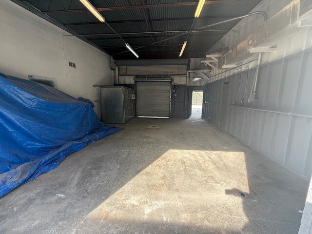 More Photos Of 3852 L B Mcleod Rd, Orlando Warehouse For Sale