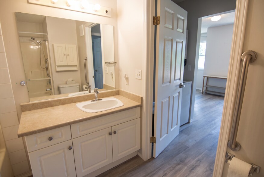 More Photos Of 9606 101 Av, Plamondon Apartments For Sale