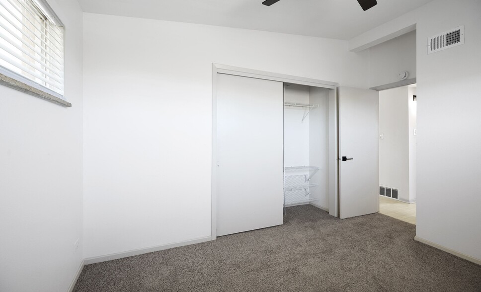More Photos Of 801 W Prentice Ave, Littleton Apartments For Sale