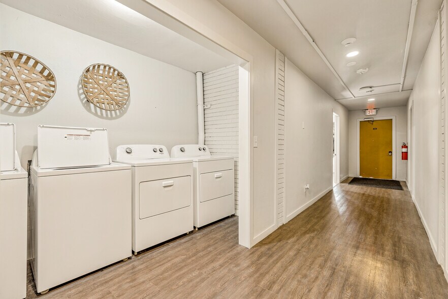 More Photos Of 516 NW 8th St, Oklahoma City Apartments For Sale