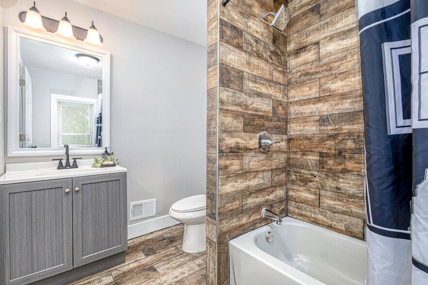 More Photos Of 2665 Columbus St, Detroit Apartments For Sale