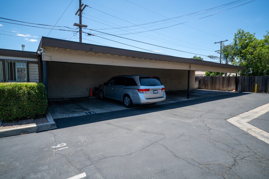 More Photos Of 1280 E La Palma Ave, Anaheim Apartments For Sale